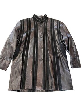 Gabriel Black Leather and suede Coat. Swing style, oversized, medium. Vintage.